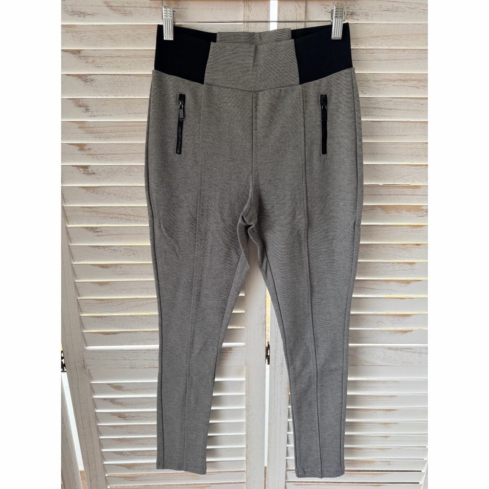 Ci Sono | Seamed Zippered Pocket Leggings
